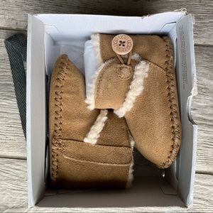 COPY - Baby Uggs NWT